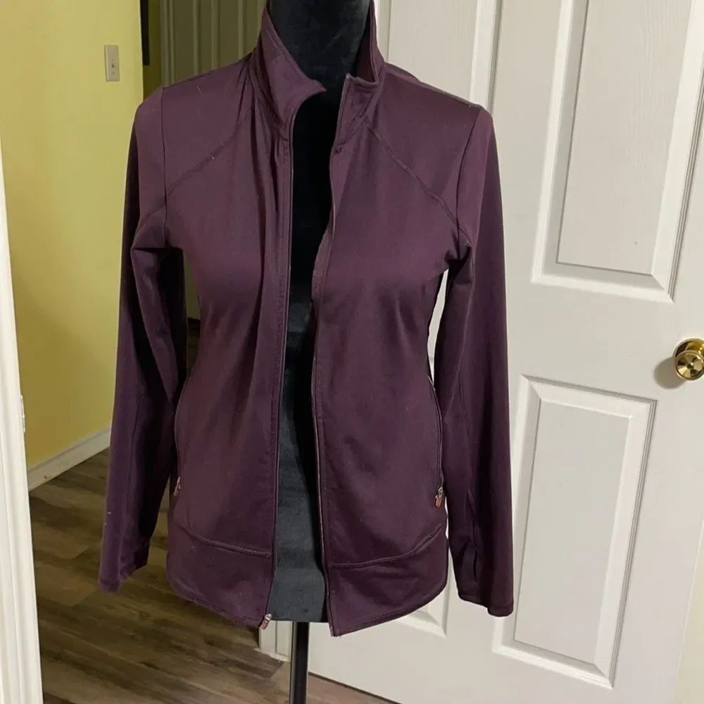 ##299 Jacket  - Picture 1 of 7